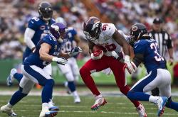 周末法甲焦点战！利雅得新月迎战金州勇士，小胜或上演(利雅得胜利主场)